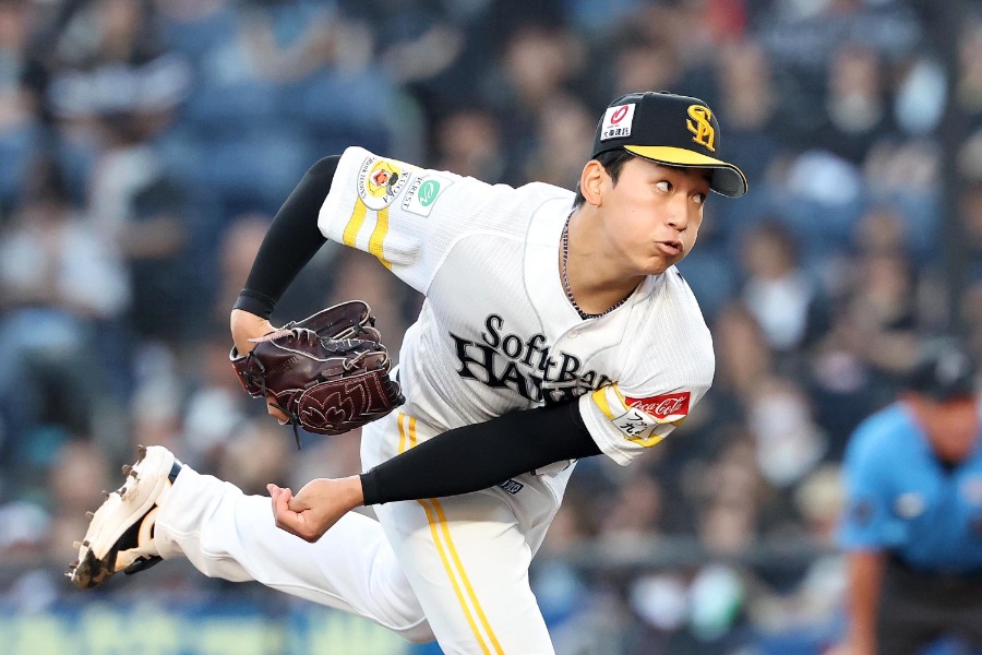 ロッテ戦に先発したソフトバンク・前田悠伍【写真:栗木一考】