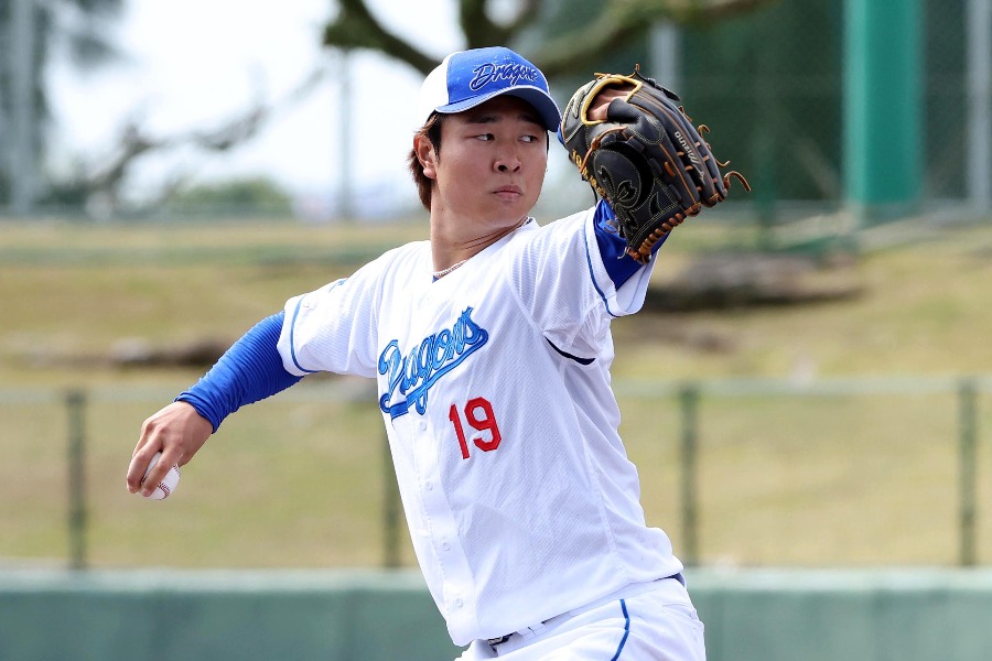 中日・高橋宏斗【写真:栗木一考】