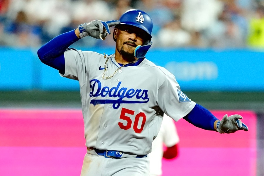 フィリーズ戦で本塁打を放ったドジャースのムーキー・ベッツ【写真:黒澤崇】