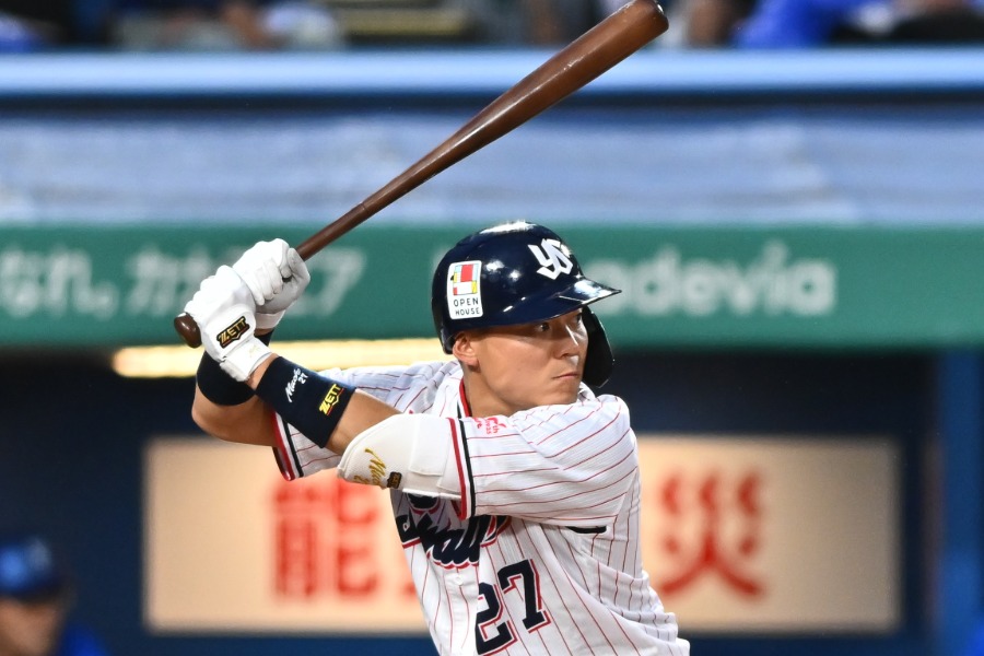 ヤクルト・中村悠平【写真：古川剛伊】
