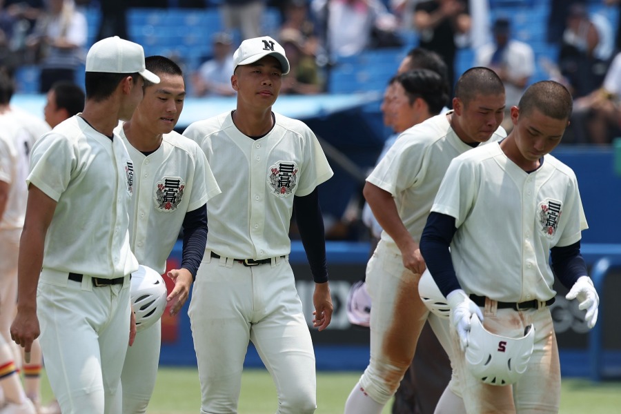創価に敗れた日大三ナイン【写真：加治屋友輝】