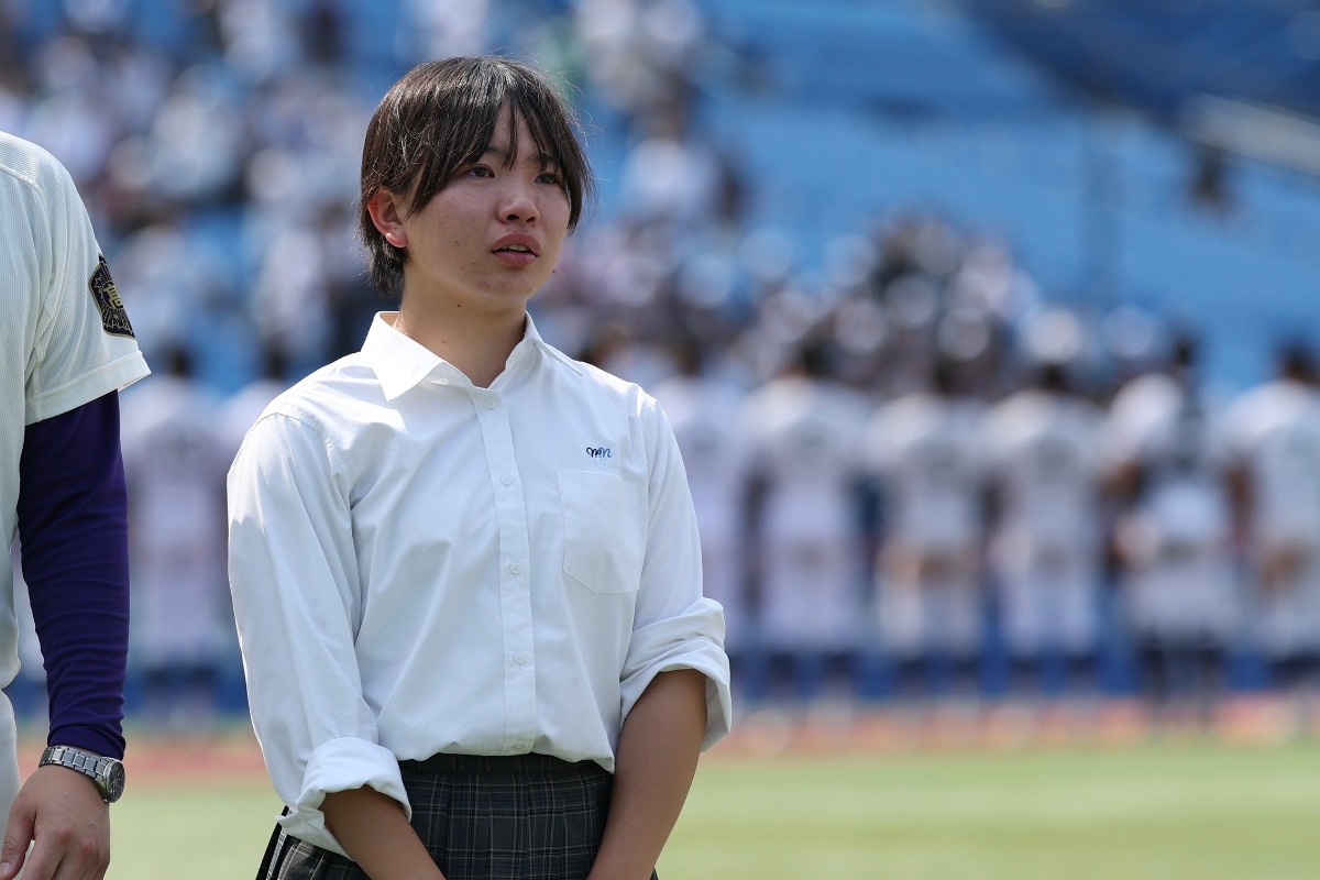 明大八王子の記録員を務めた三宅希空(のあ)さん【写真:加治屋友輝】