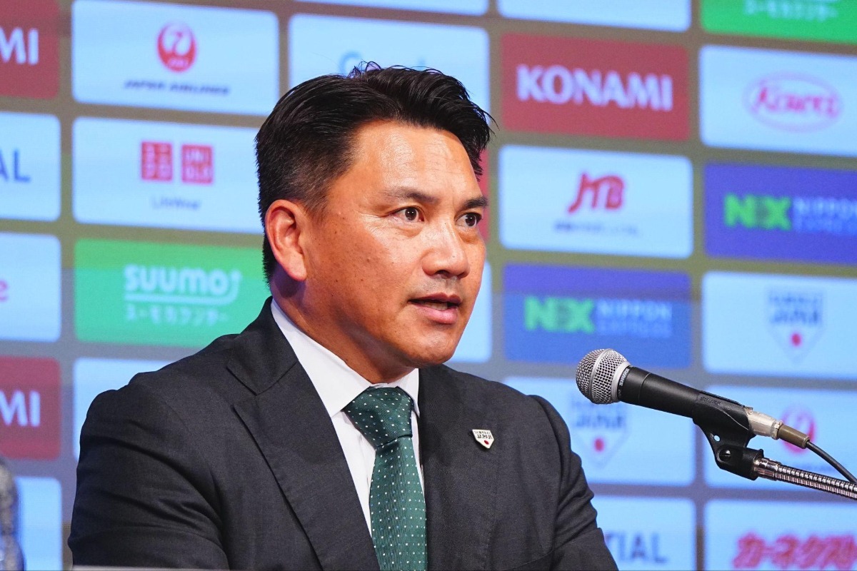 侍ジャパン新監督に就任し、会見で意気込みを語った井口資仁氏【写真：荒川祐史】