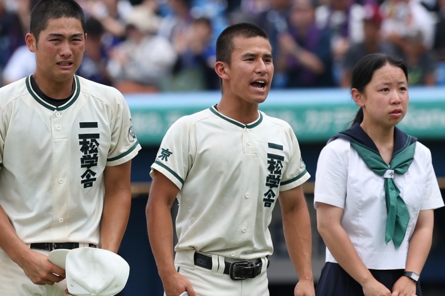 関東第一戦に出場した二松学舎大付・根本千太郎【写真：加治屋友輝】