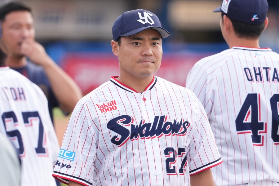 ヤクルト・中村悠平【写真：小林靖】