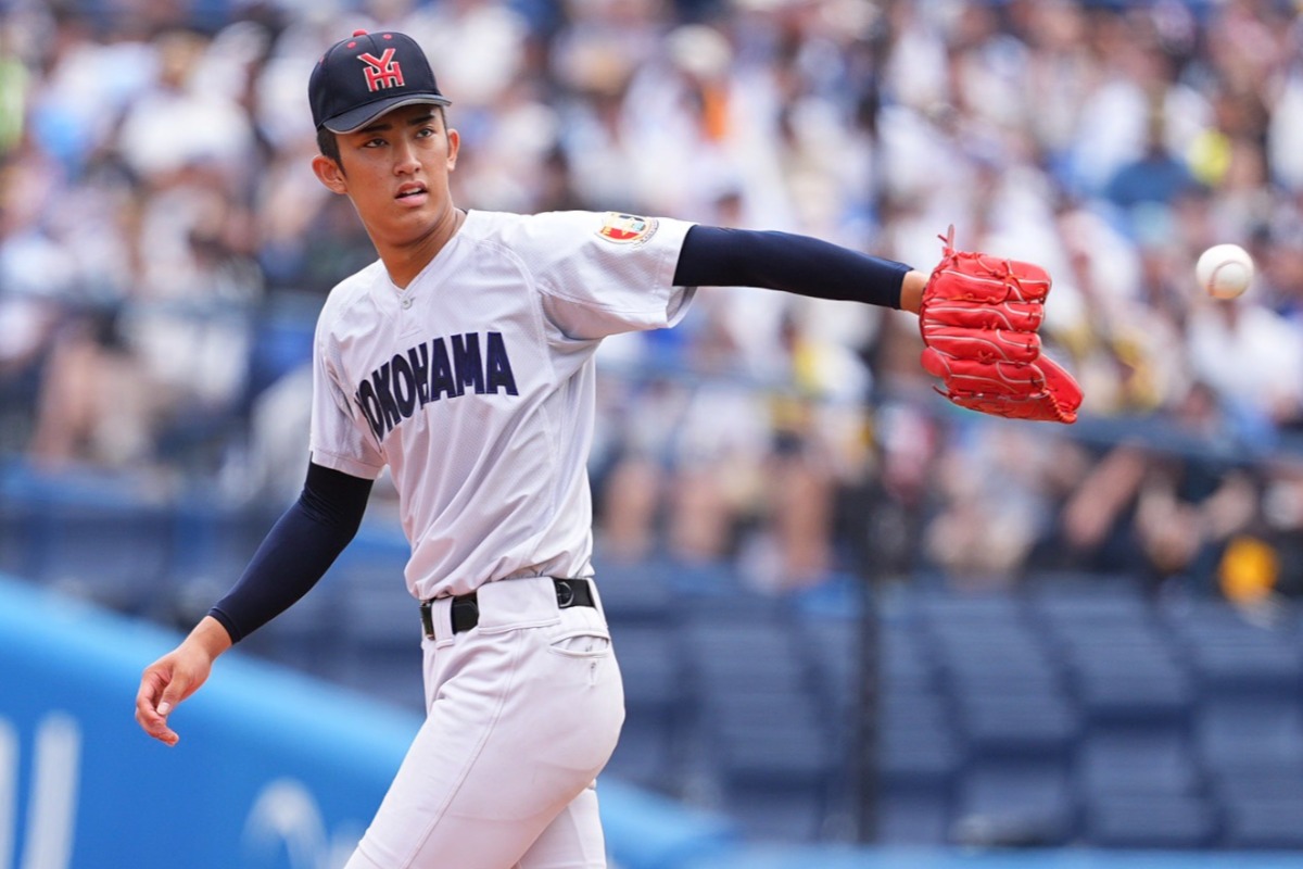 準決勝・慶応戦に登板した織田翔希【写真：小林靖】