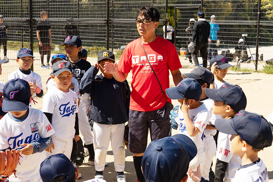 多賀少年野球クラブ・辻正人監督【写真：磯田健太郎】