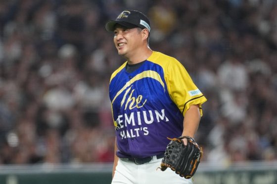 引退から5年も…元MLB右腕は「やっぱすごいな」　豪速球に球場騒然「140キロ超えそう」