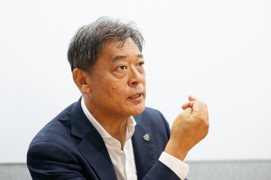 インタビューに応じた群馬クレインサンダーズ社長・阿久沢毅【写真：松本洸】