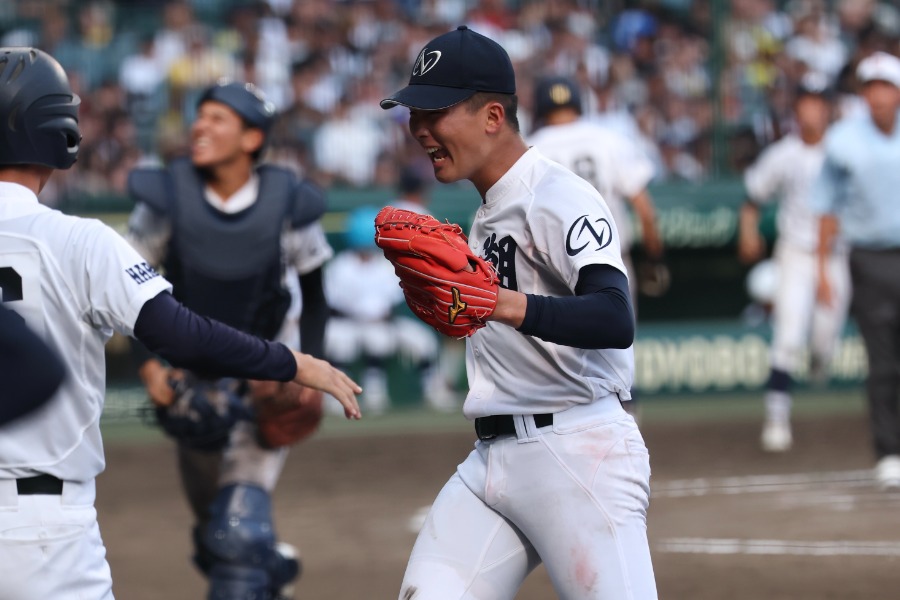 八王子実践に2-1で勝利して2回戦に進出した鳴門渦潮【写真:加治屋友輝】