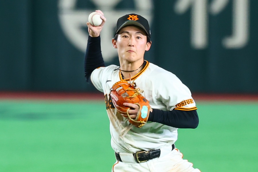 巨人・浦田俊輔【写真：加治屋友輝】