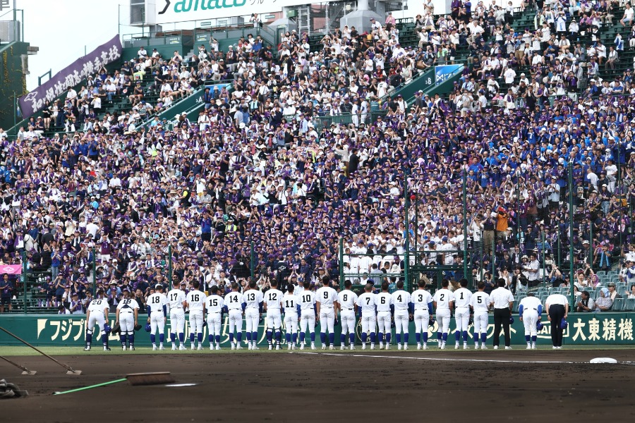 甲子園に駆け付けた横手の応援団【写真:加治屋友輝】
