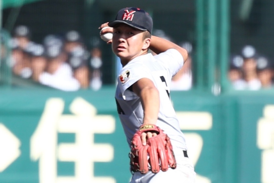 好守を見せた横浜・池田聖摩【写真:加治屋友輝】