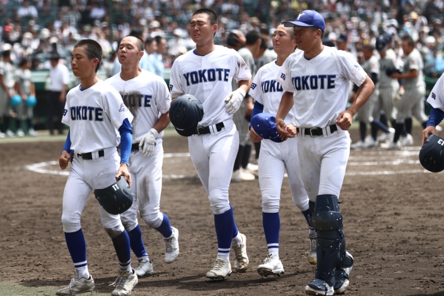 敦賀気比に敗れた横手ナイン【写真:加治屋友輝】