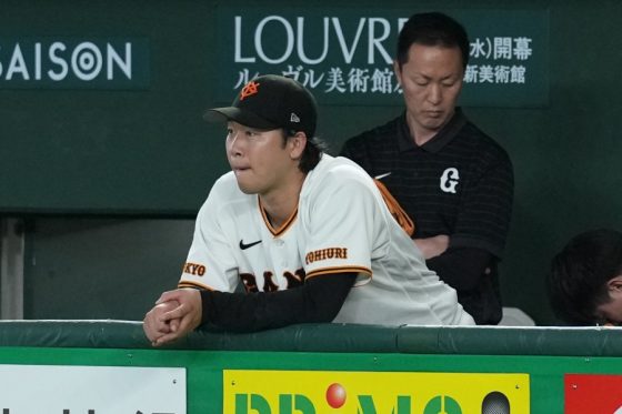 巨人が9失点大敗で首位陥落、山崎は6失点KO　阪神・村上に8回で1得点のみ…森下に2被弾献上