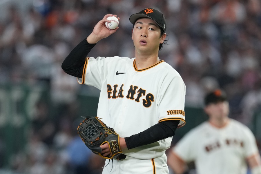 阪神戦に先発した巨人・山崎伊織【写真:井上学】