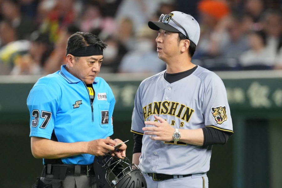 巨人戦で指揮を執った阪神・藤川球児監督【写真:井上学】