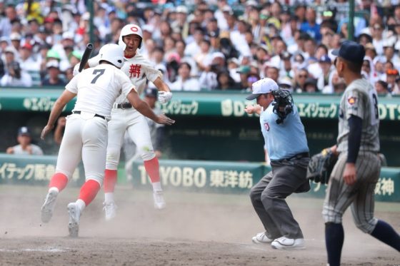 智弁和歌山、5年ぶり8強　敦賀気比と延長戦の激闘…“魔曲効果”で8回に同点、川原が3打点