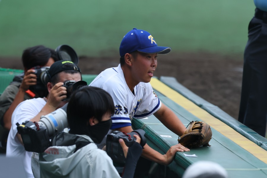 好捕を見せた霞ケ浦・村上聖【写真：加治屋友輝】