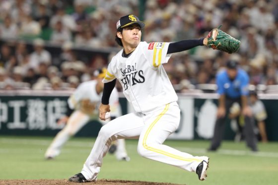 高卒2年目ドラ1が「まじでえぐいな」　初登板で衝撃KKK…中軸翻弄のカーブは「由伸レベル」