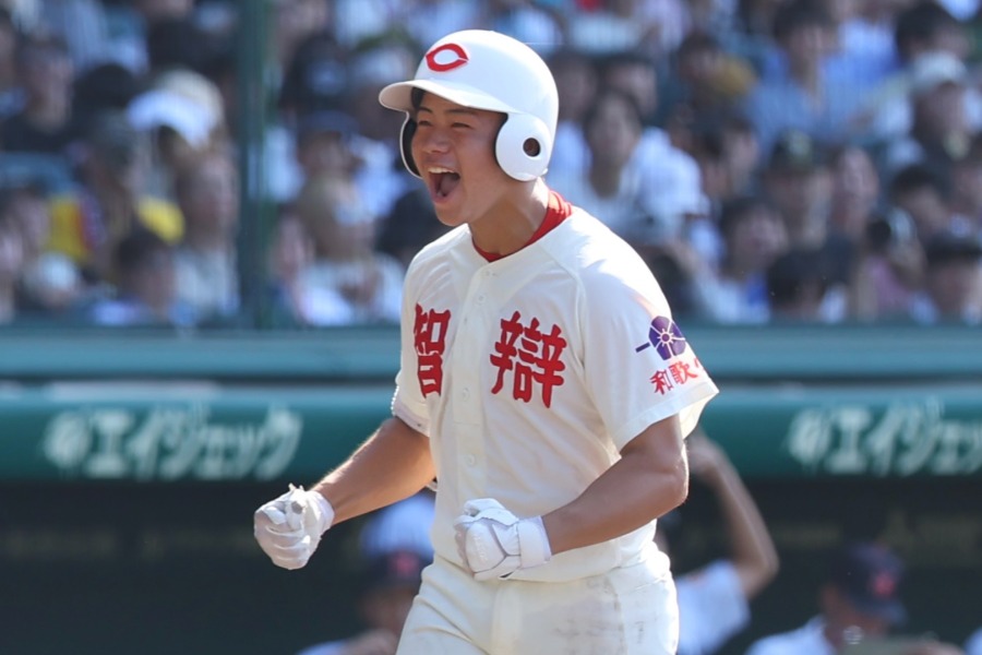 織田から勝ち越し3ランを放った智弁和歌山・楠本龍生【写真:加治屋友輝】