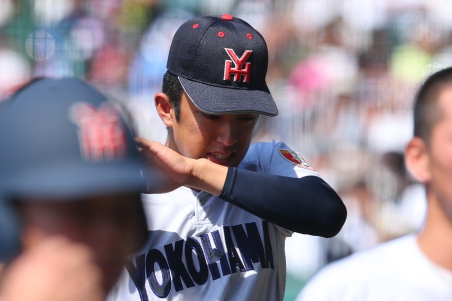 智弁和歌山に敗れた横浜・織田翔希【写真:加治屋友輝】