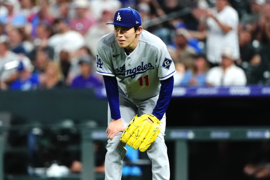 ロッキーズ戦の4回に2点を失ったドジャース・佐々木朗希【写真:黒澤崇】