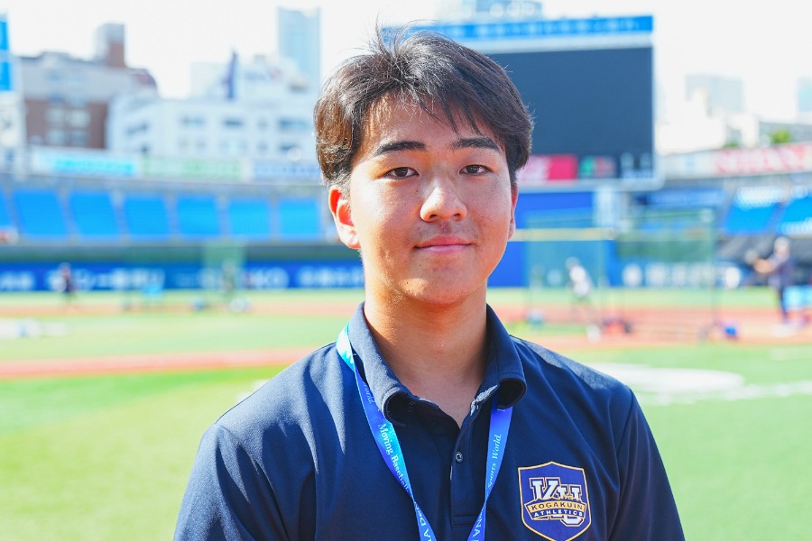 横浜スタジアムに招待された馬飼野剛秀さん【写真：荒川祐史】