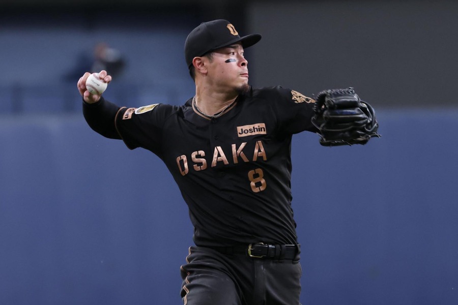 ヤクルト戦に出場した阪神・佐藤輝明【写真:栗木一考】