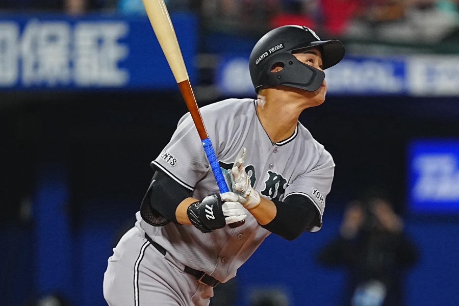 DeNA戦で2号を放った巨人・中山礼都【写真:荒川祐史】