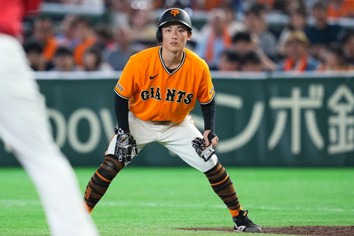 巨人の浦田俊輔はリーグトップの32盗塁をマークしている【写真：イワモトアキト】