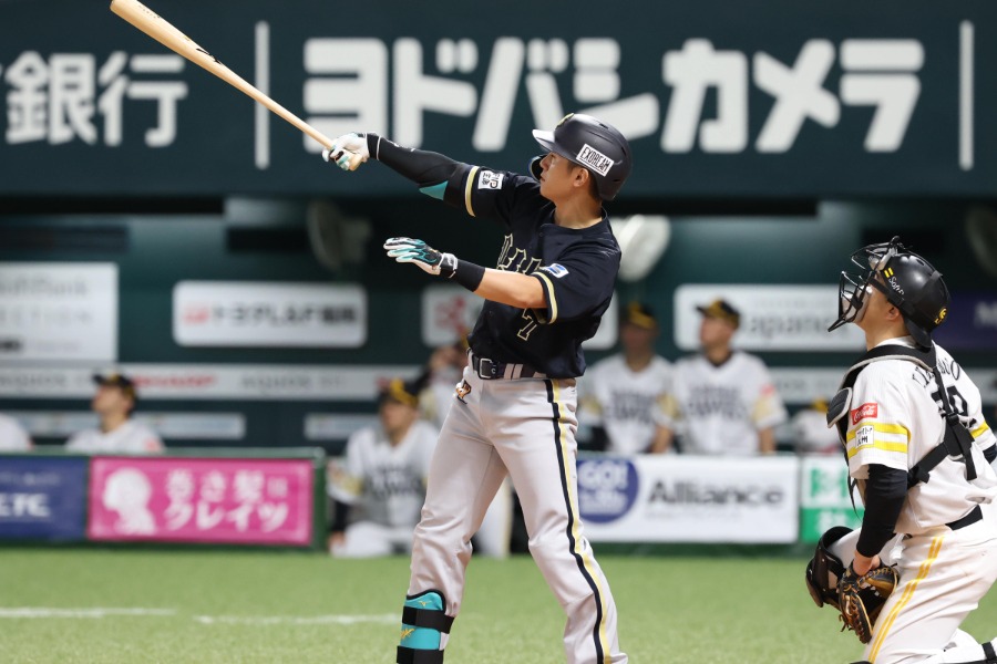 ソフトバンク戦で10号を放ったオリックス・西川龍馬【写真:栗木一考】