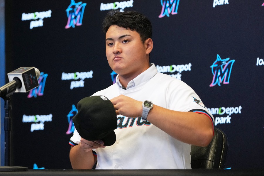 マーリンズに入団した佐々木麟太郎【写真：アフロ】