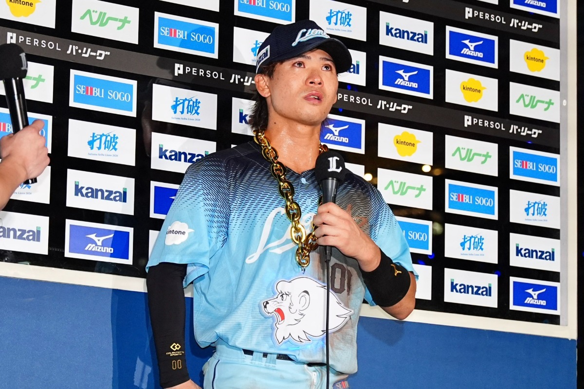 どん底から這い上がってきた西武・仲田慶介、5年間の苦悩の先にはファンからの大声援が待っていた【写真：小林靖】