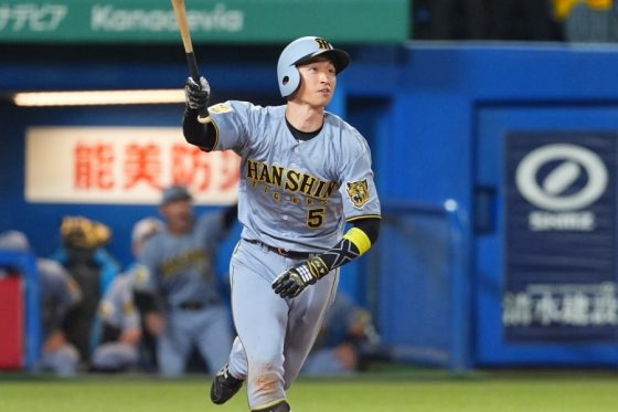 特大弾の直後…阪神・近本が「感謝してる」　“相棒”へ見せた珍しい行動「最高や」