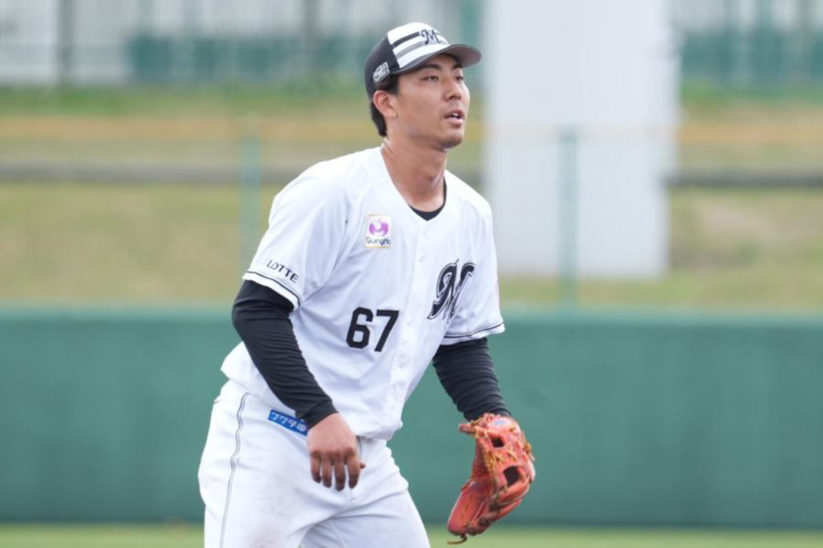 キャンプで汗を流したロッテ・茶谷健太【写真：岡部直樹】