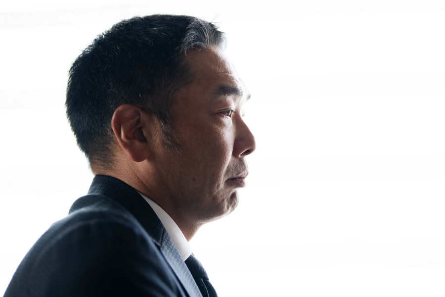 受け答えの中で発せられたファンやチームへの謝罪の言葉が印象的だった【写真:荒川祐史】