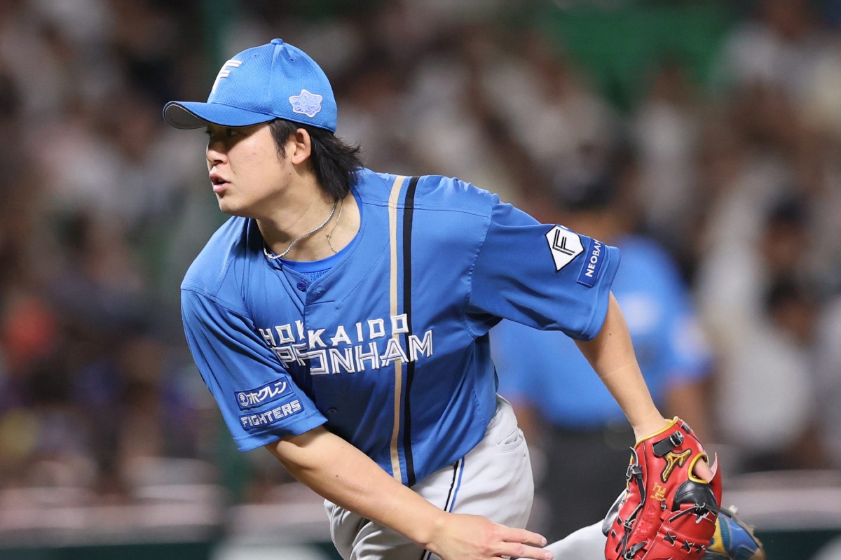8回に登板した進藤勇也【写真提供：産経新聞社】