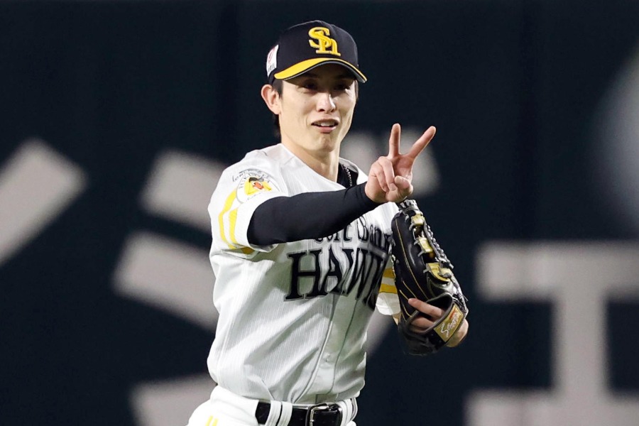 日本ハム戦に出場したソフトバンク・周東佑京【写真：栗木一考】