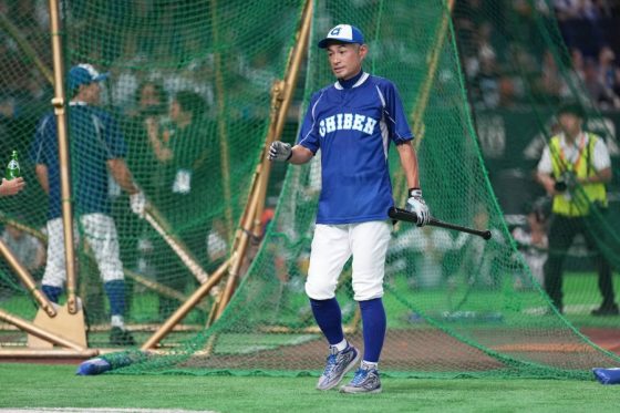 イチロー氏、フリー打撃で意地のHR締め　柵越えまでやめず…30スイングで2発披露