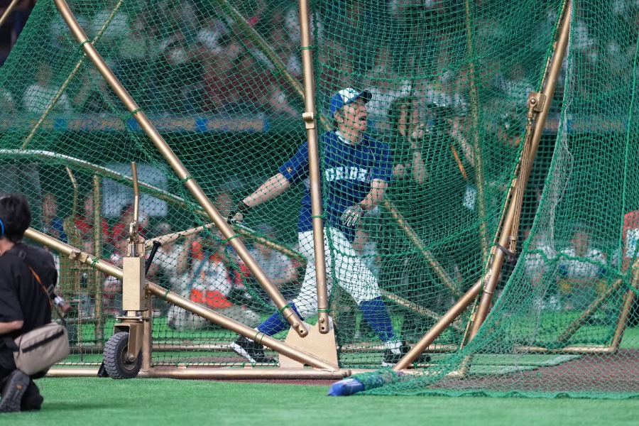 フリー打撃を行った「KOBE CHIBEN」の松井秀喜氏【写真:井上学】