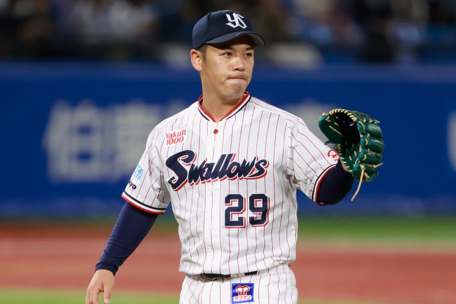 ヤクルト・小川泰弘【写真：小林靖】