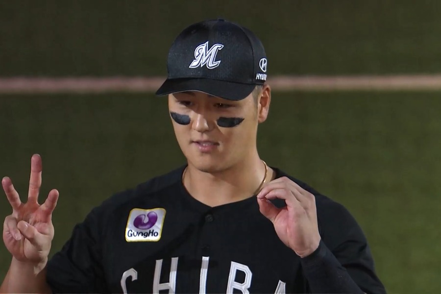 30号ソロを放ったロッテ・山口航輝【画像：パーソル パ・リーグTV】