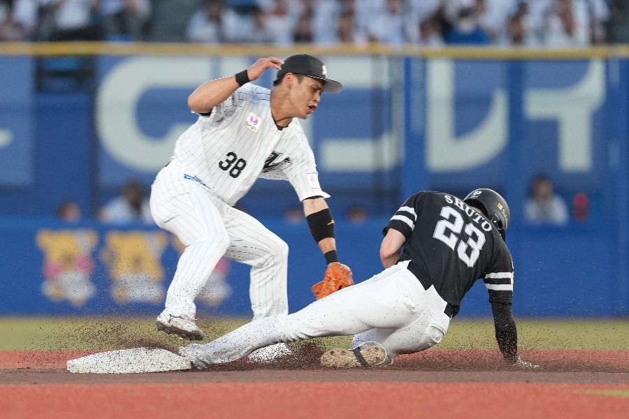 パ・リーグ盗塁ランキング1位のソフトバンク・周東佑京【写真：井上学】　