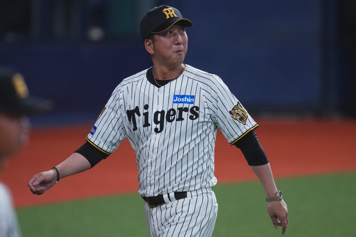 リーグ連覇へ正念場を迎えた阪神・藤川監督【写真：小林靖】