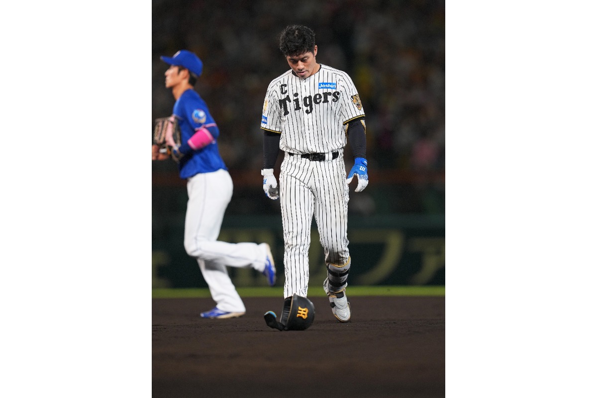 9月無安打の坂本誠志郎【写真提供：産経新聞社】