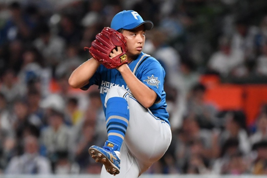 日本ハム・山本拓実【写真:小林靖】