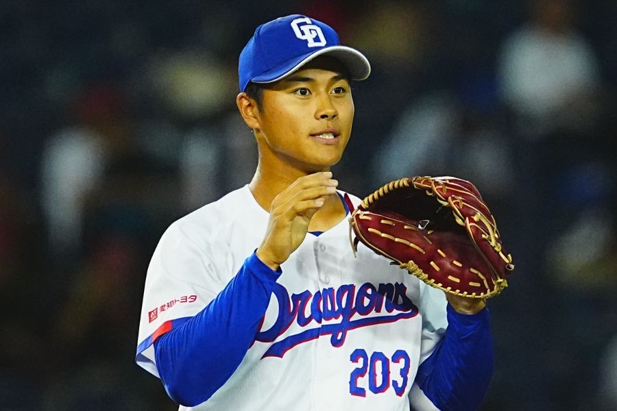 中日・井上剣也【写真：荒川祐史】