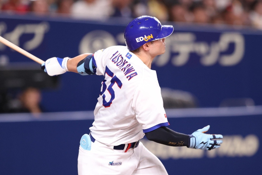 中日・細川成也【写真：栗木一考】