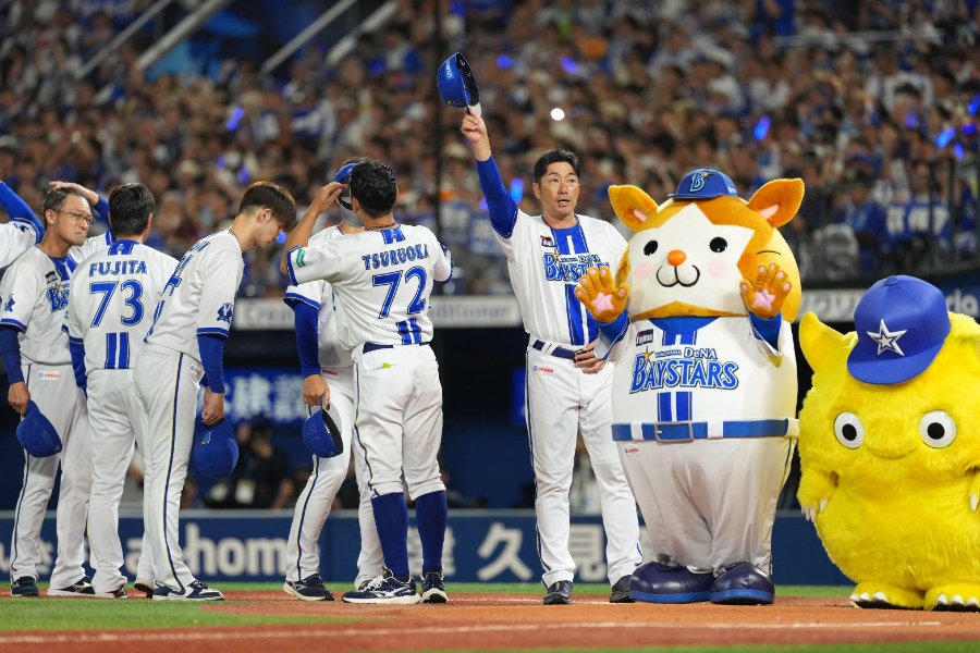 中日に勝利したDeNAナイン【写真：井上学】